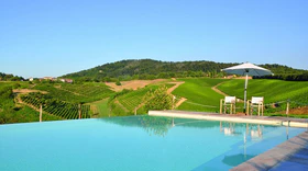 Soggiorno & Degustazione in Wine Resort - Lombardia