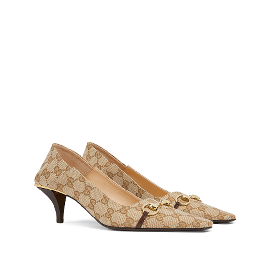 Scarpa(e) Scopri di più sul sito Web di Gucci 