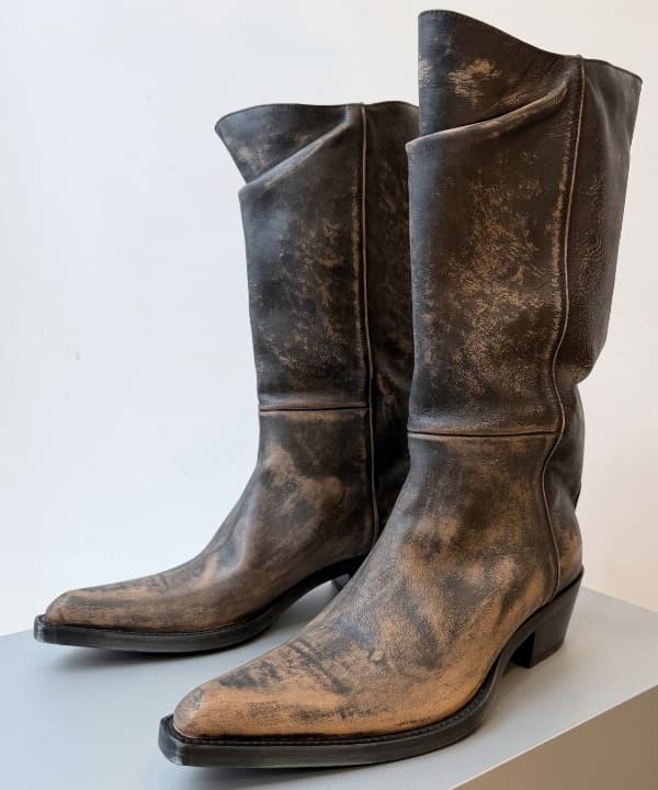 Discover Khaite SS26