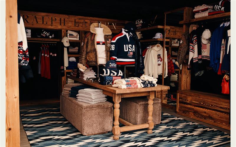Il pop-up store di Cortina con la collezione Team USA