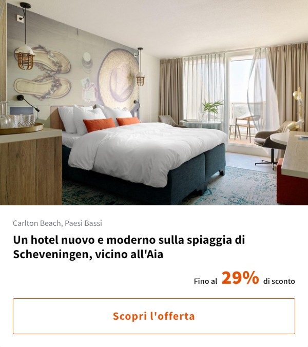 Un hotel nuovo e moderno sulla spiaggia di Scheveningen, vicino all'Aia