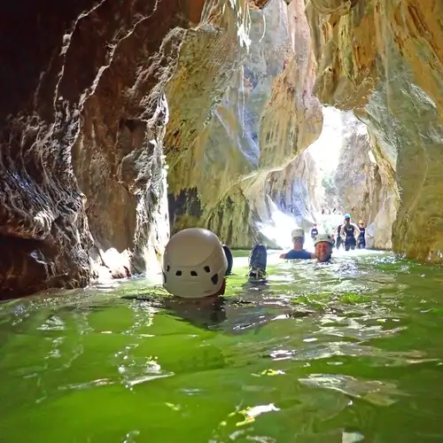 Activity image: Da Marbella: avventura di canyoning guidata sul fiume Guadalmina