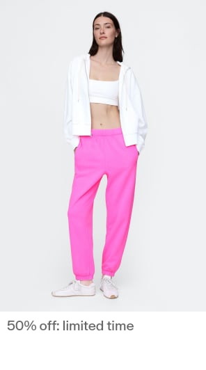 Display images to show real-time content