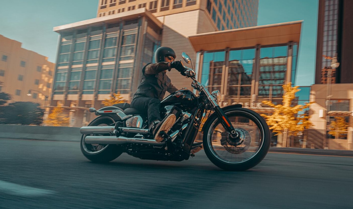 PERCHÉ UNIFORMARTI QUANDO PUOI ROMPERE GLI SCHEMI?