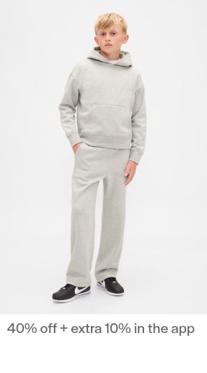 Display images to show real-time content