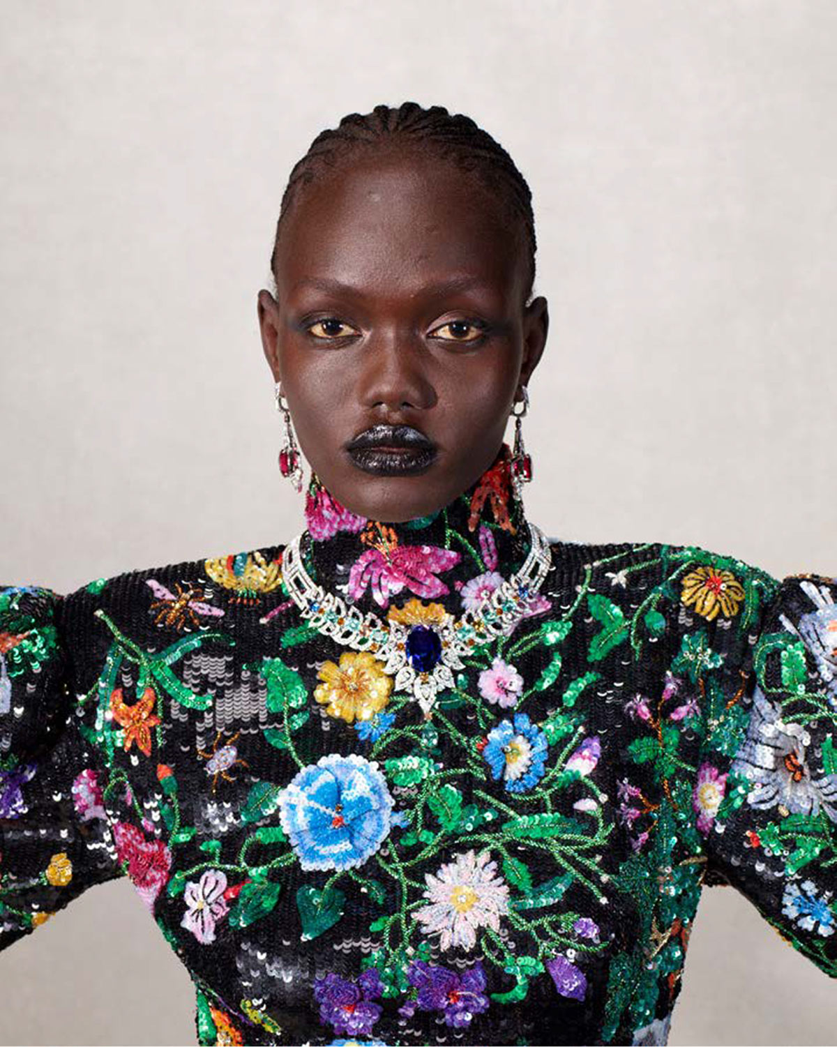 Capo di abbigliamento Scopri di più sul sito Web di Gucci 