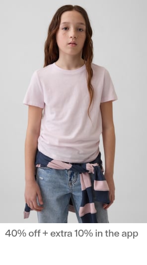 Display images to show real-time content