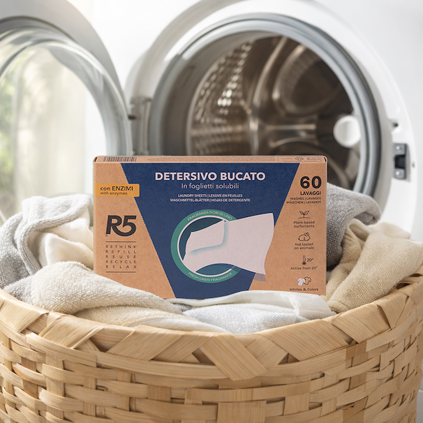 R5 Detersivo in foglietti con enzimi 60 lavaggi