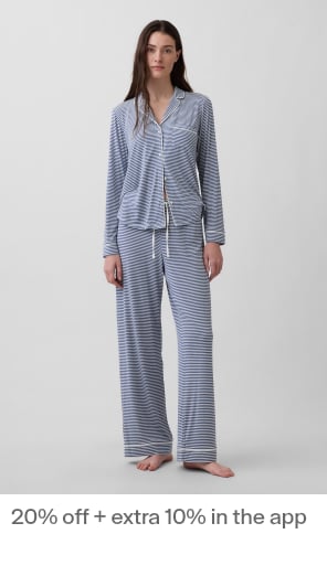 Display images to show real-time content