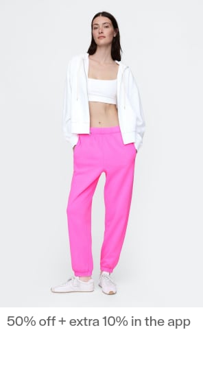 Display images to show real-time content