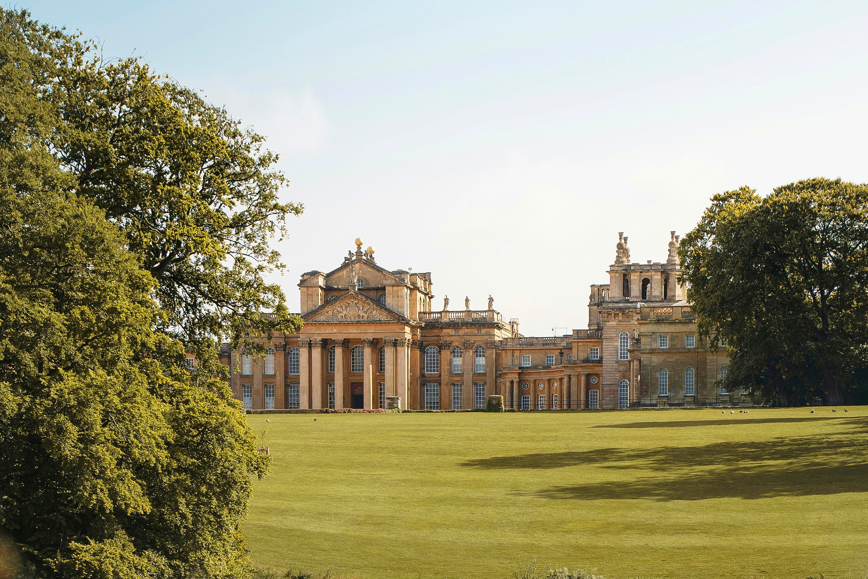 I luoghi di Bridgerton che i fan DEVONO vedere di persona