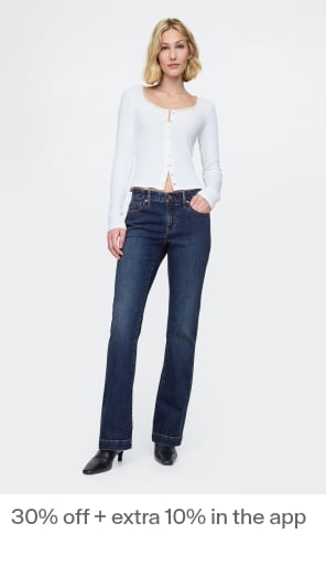 Display images to show real-time content