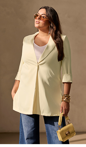 Blazer con revers, abbottonatura e maniche a 3/4