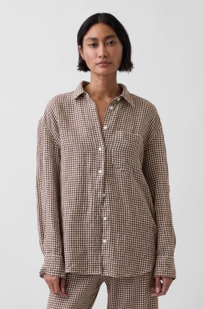 Display images to show real-time content