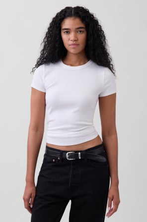 Display images to show real-time content