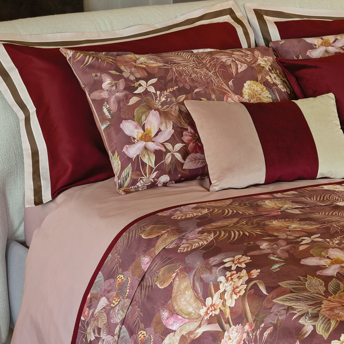 Image of Completo Lenzuola in Raso Di <br>Cotone Fantasia Floreale - <b>Protea