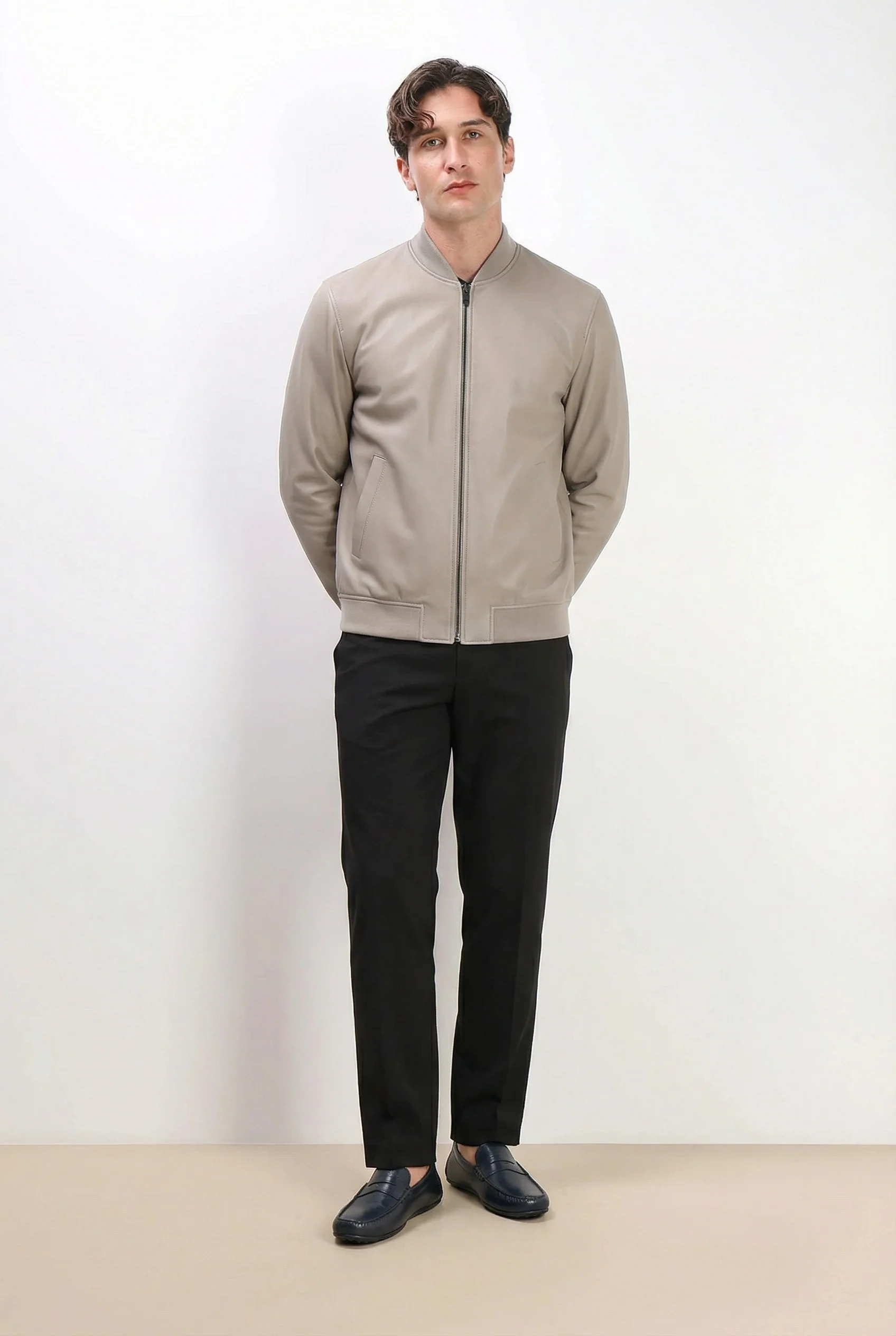 Image of GIUBBOTTO BOMBER EFFETTO PELLE TORTORA