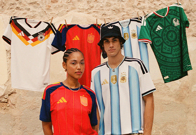 Ispirate dalla passione dei tifosi, pronte per essere indossate.