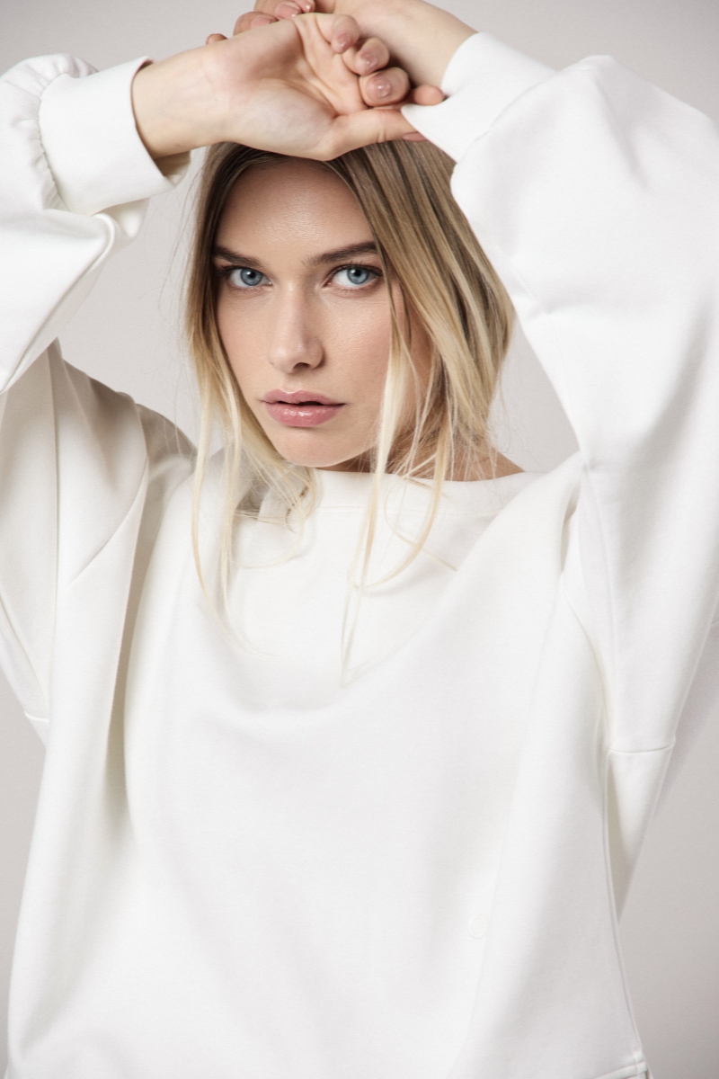 Girocollo Loose Fit in Interlock Off White