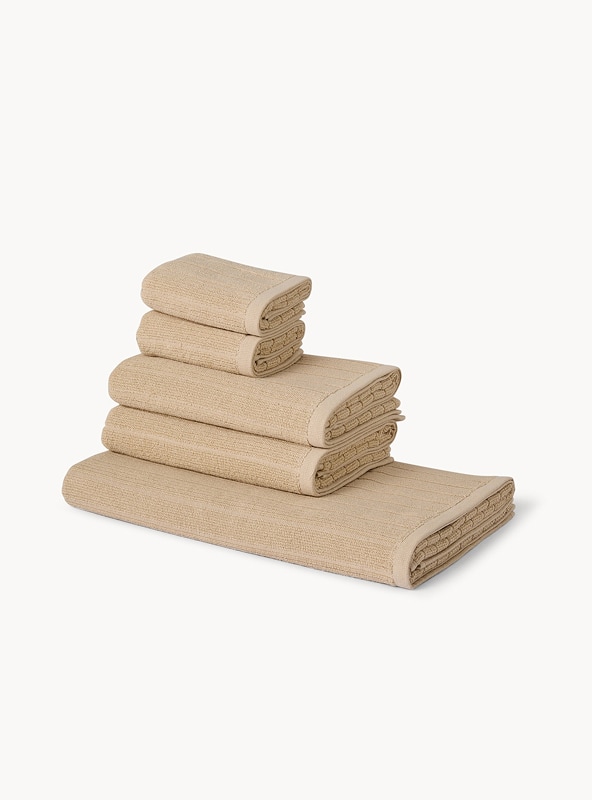 Set 5 asciugamani in puro cotone Set 5 asciugamani in puro cotone