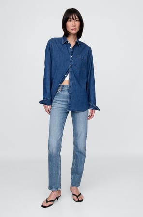 Display images to show real-time content