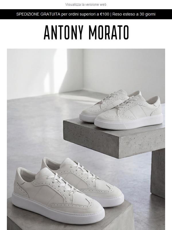 Sneakers in pelle dal design essenziale