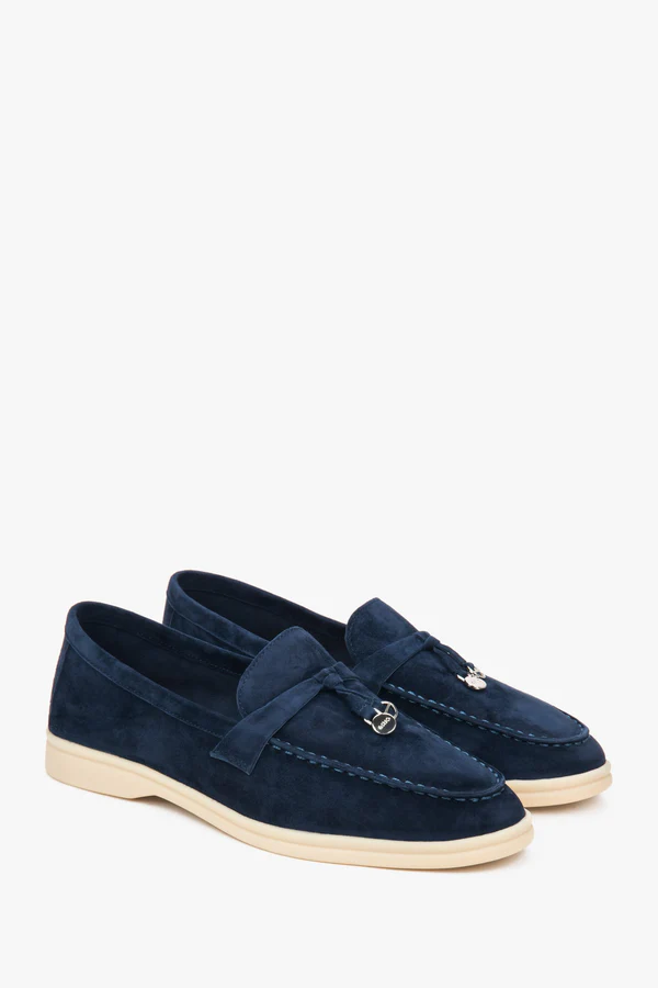 Women's Navy Blue Velour Loafers with a Decorative Tassel Estro ER00115751