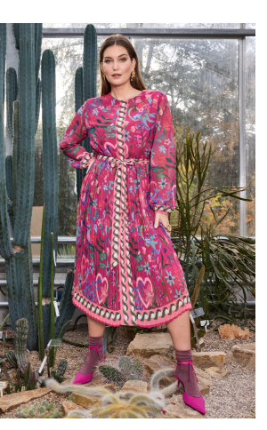 Abito midi dal taglio svasato con gonna plissettata, scollo a girocollo e maniche lunghe