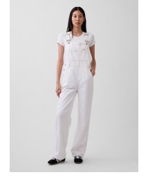 Display images to show real-time content