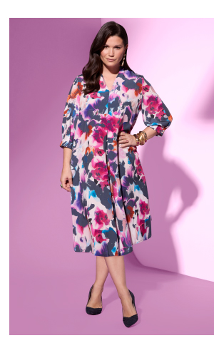 Abito midi dal taglio svasato con lyocell, effetto acquarello, scollo a V e maniche 3/4