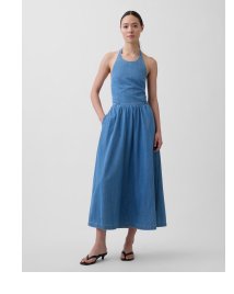 Display images to show real-time content