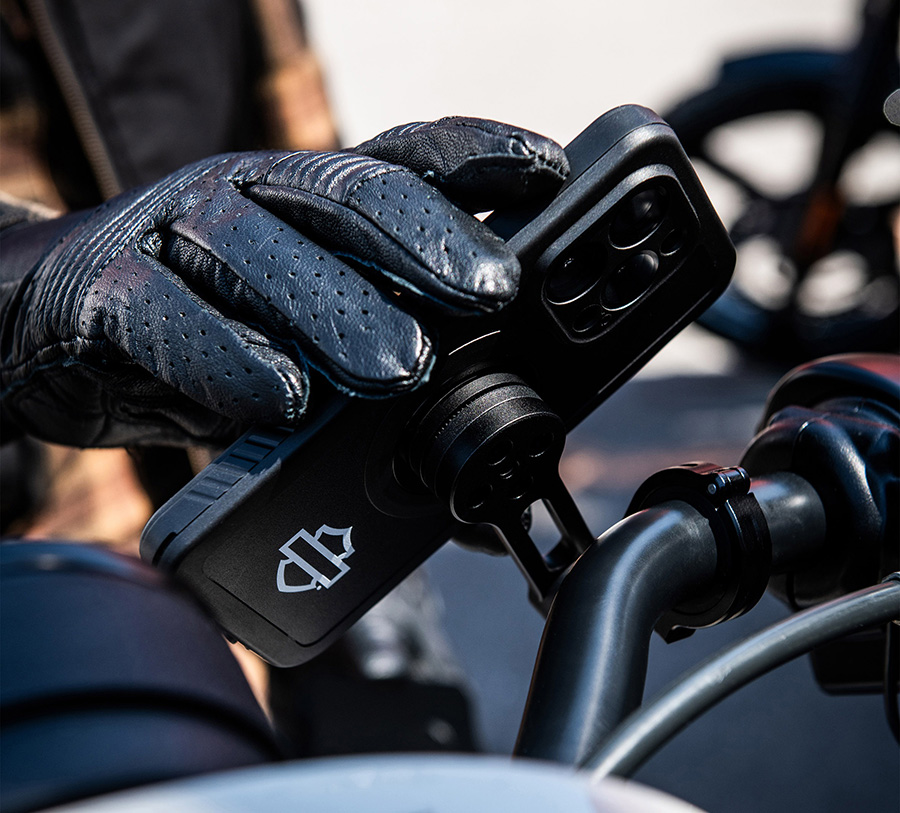 PER ANDARE IN MOTO CON UNO STILE