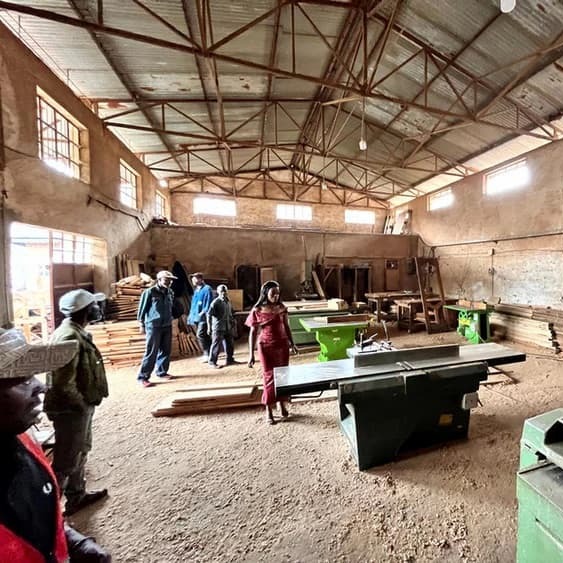 AnotherBriquette in the School