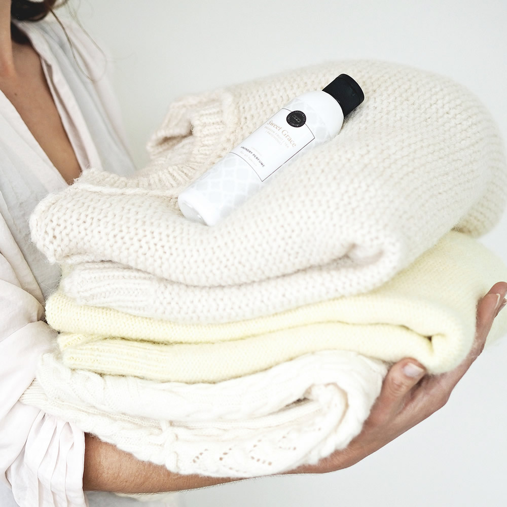 Image of PROFUMO PER BUCATO SWEET GRACE 200ML HOME SOCIETY