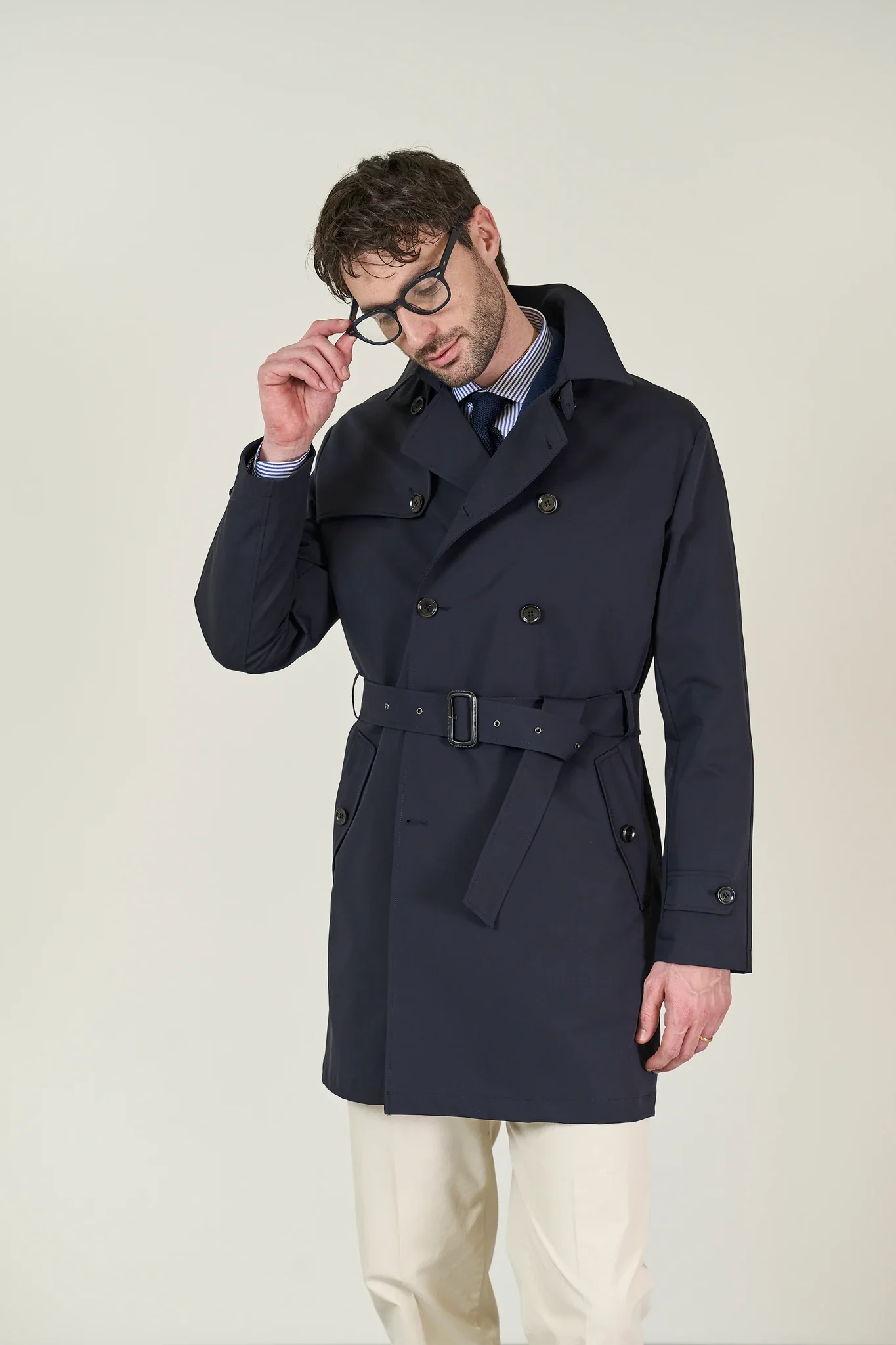 Image of Trench blu navy doppiopetto con cintura