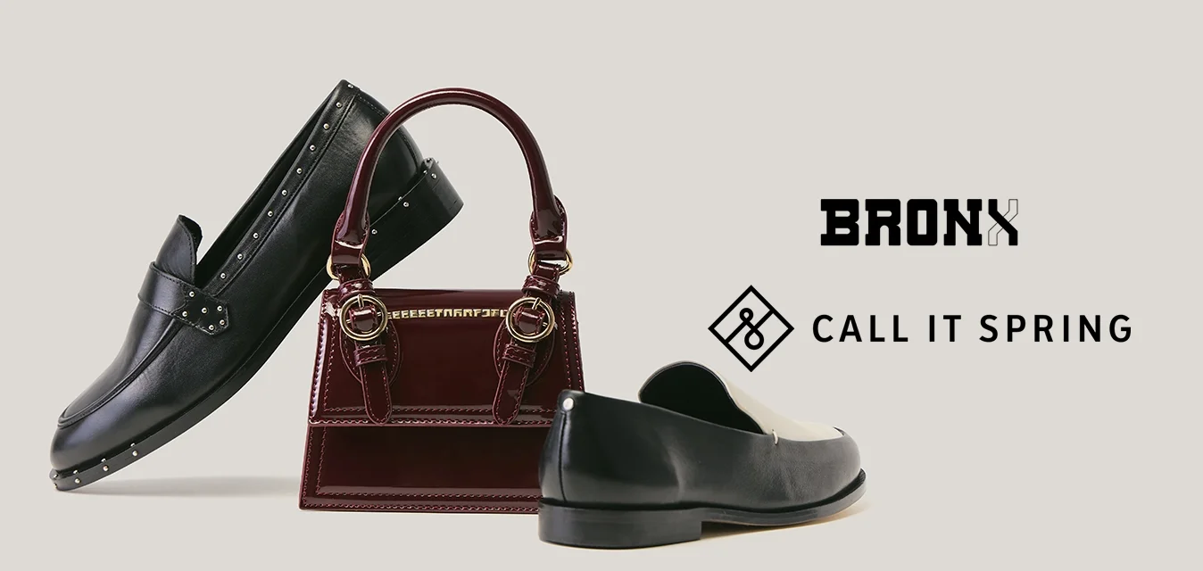 Tre articoli di calzature: un mocassino in pelle nera con borchie d'argento, una slip-on bicolore nero e bianco e una borsa bordeaux in vernice con dettagli dorati.