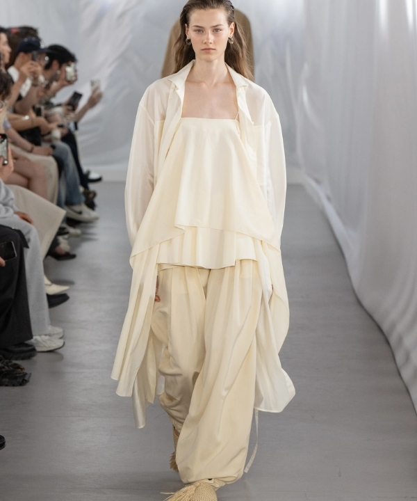 Discover Viktoria Chan FW25 collection