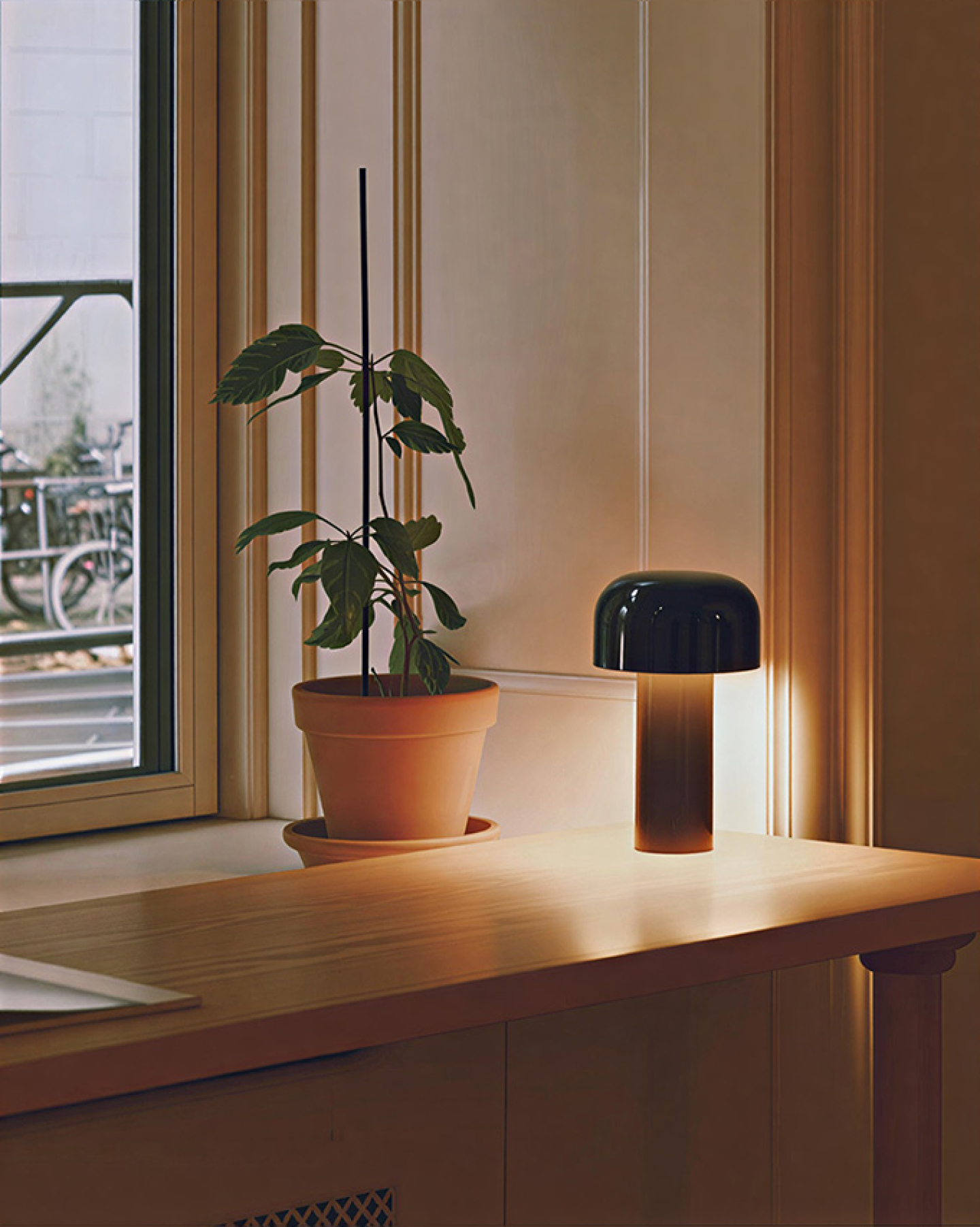 Bellhop Table - Last Call