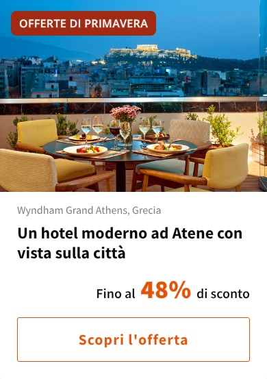 Un hotel moderno ad Atene con vista sulla città