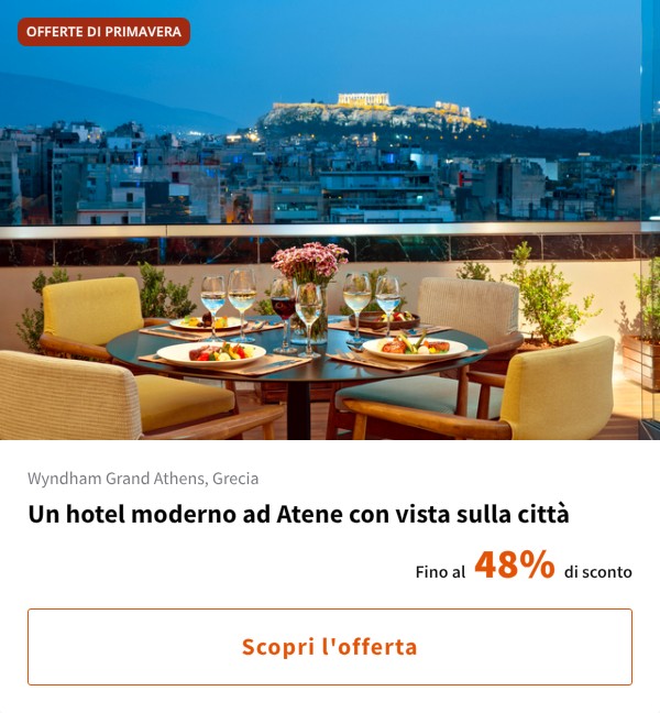 Un hotel moderno ad Atene con vista sulla città