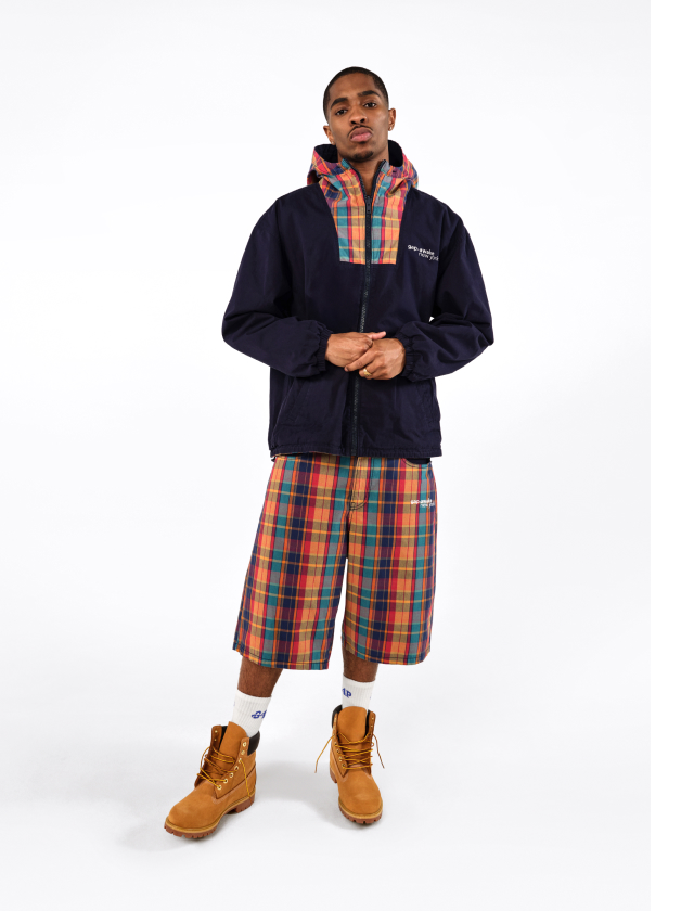 Display images to show real-time content