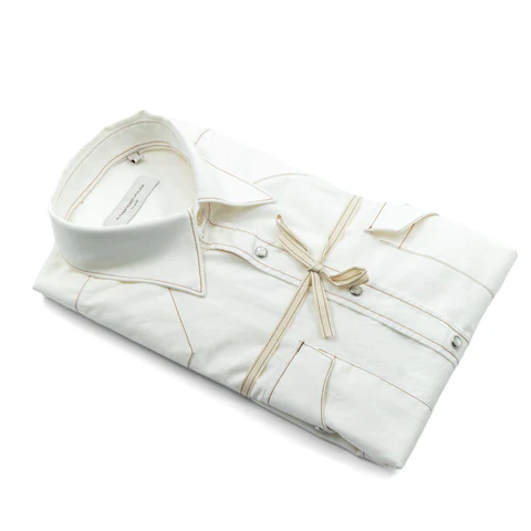 Camicia Bianca con Cuciture a Contrasto