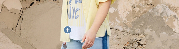 Maglietta classica con NYC, scollo a girocollo e mezze maniche