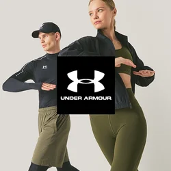 Un uomo e una donna in abbigliamento sportivo posano con le braccia piegate a metà movimento, contro uno sfondo chiaro e uniforme.