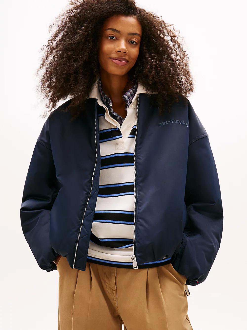 Bomber con logo ricamato sul retro