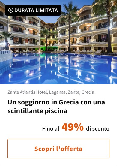 Un soggiorno in Grecia con una scintillante piscina