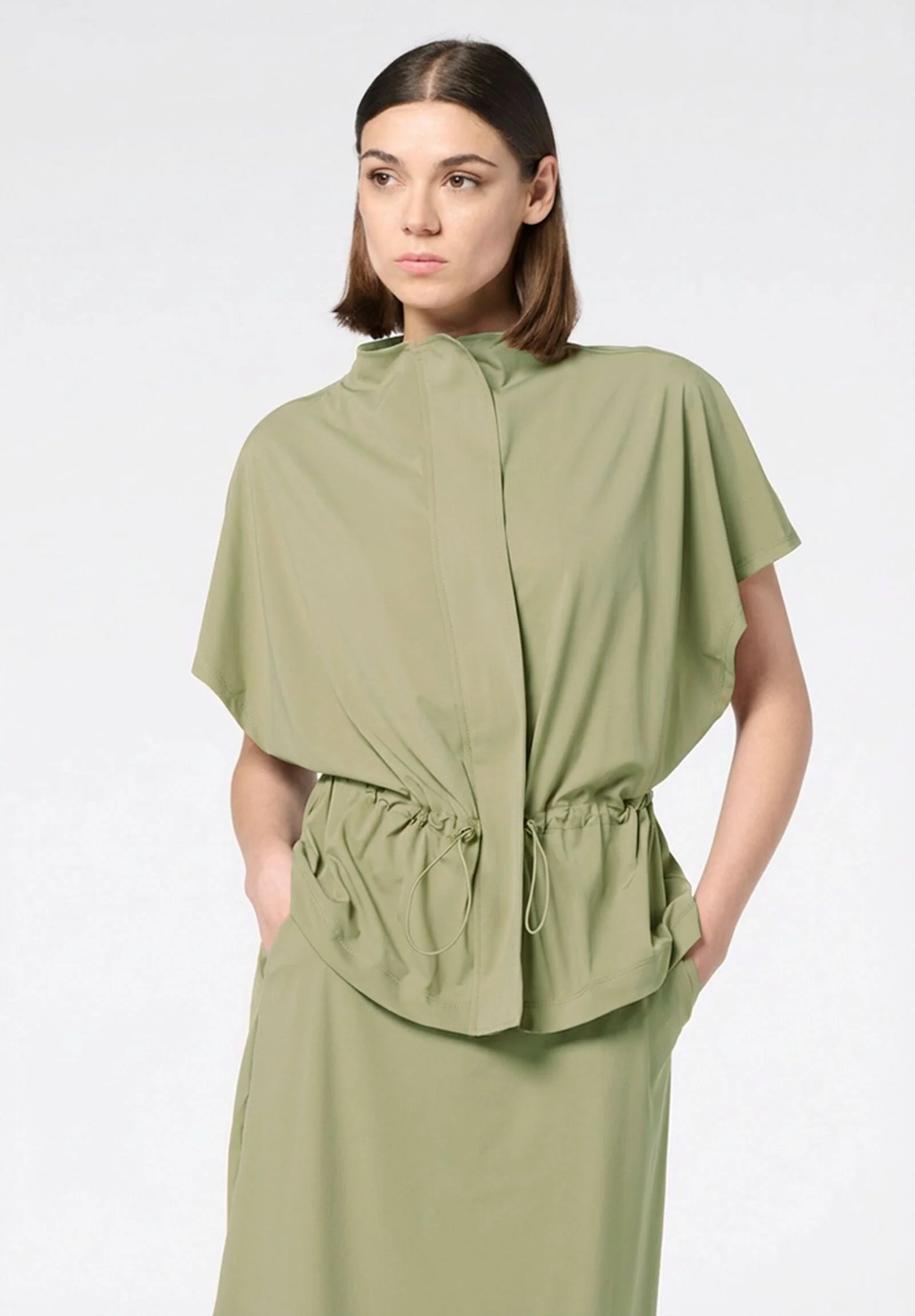 Image of Giacca Parka Manica Corta in Tessuto Tecnico Leggero ed Elasticizzato New Travel - Militare