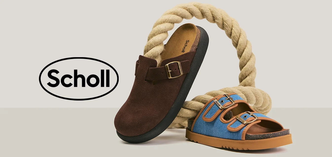 Sandalo marrone in camoscio senza lacci e sandalo blu in pelle con doppia fibbia intrecciati con una spessa corda beige su uno sfondo neutro.