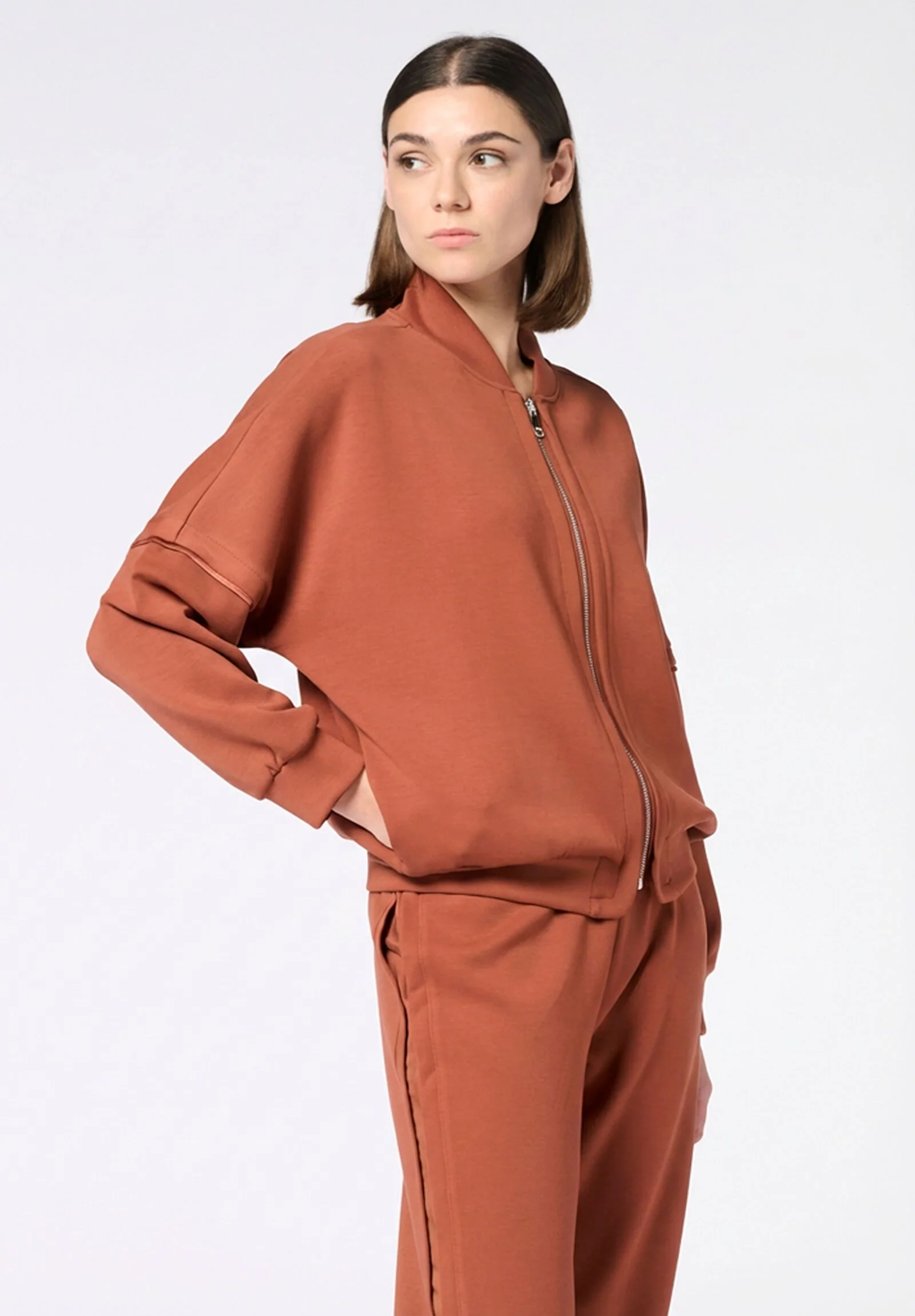 Image of Felpa con Zip in Tessuto Tecnico Modal Boarding Pass - Terracotta