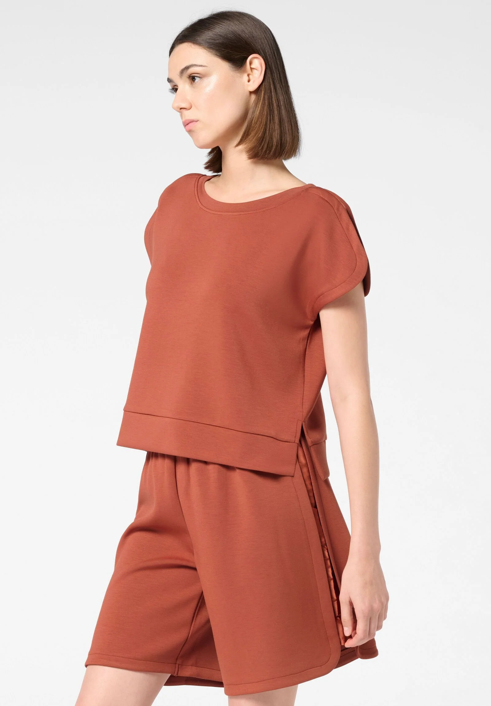 Image of T-shirt in Tessuto Tecnico Modal Boarding Pass - Terracotta